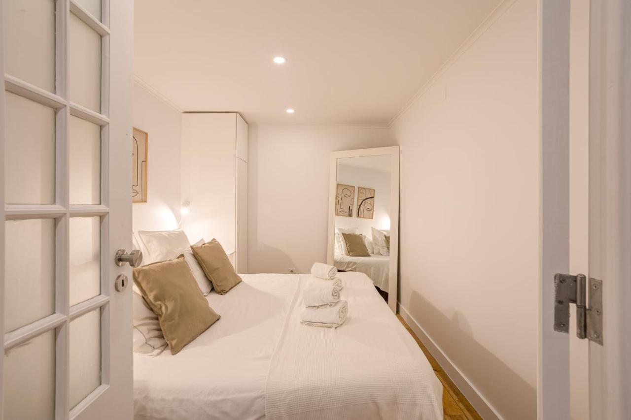 Apartament Alfama Chic Penabuquel Lizbona Zewnętrze zdjęcie